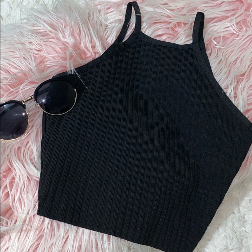 ❌🔥🌼Black crop top ♥️🌼
